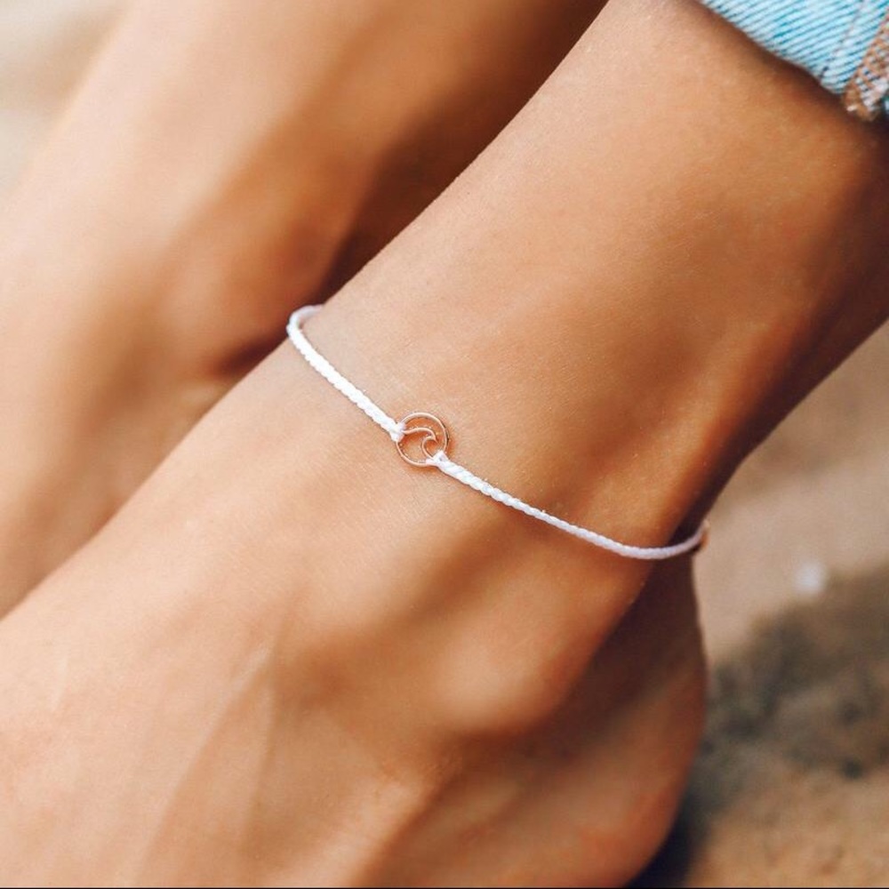 PURA VIDA MINI WAVE CHARM ANKLET